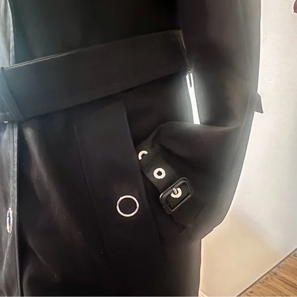 BURBERRY Ring Pierced Mid-length Kensington-fit Gabardine Trench
🫦HARD-2-FIND👄 - Picture 7 of 16